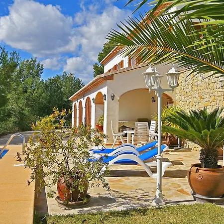 Helena - Plusholidays Benissa
